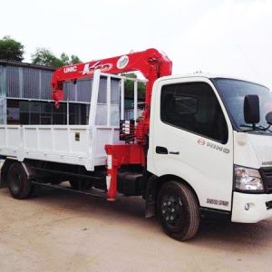 Xe tải HINO XZU720 gắn cẩu Unic 3 tấn